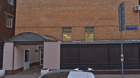 вход в здание